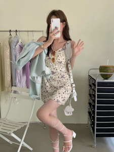 Strap Dress Womens Chic2024 New Arrival French Style Temperament First Date Texture Feeling Small Inner Floral Skirt