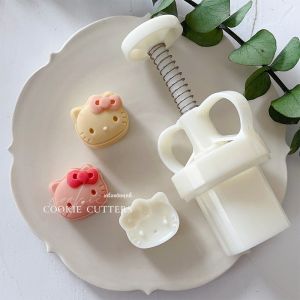 แมว KT ขนมจีนถั่วเหลือง ดอกไม้ปมผีเสื้อ แมวตัวเล็ก อบ ใช้ได้ทุกฤดูกาล งานปาร์ตี้บ้าน งานเลี้ยงสัตว์ ของขวัญวันเกิด