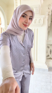 LeesyId - Set Piyama Premium Silk Tangan Pendek Motif Margareth