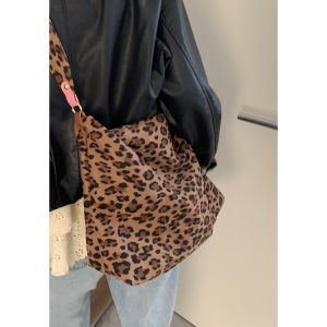 Retro Suede Leopard Print Womens Bag Large Capacity Tote Bag Underarm Bag Fashionable Trendy Bag Korean Style Handbag