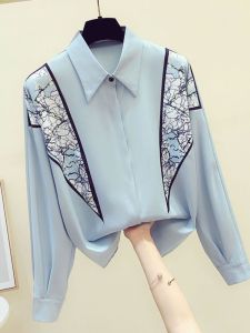 ร้านค้าลดราคาแบรนด์เสื้อผ้าผู้หญิงเสื้อเชิ้ตผ้าชีฟองแขนยาวทรงหลวมพิมพ์ลายสีตัดกันสำหรับฤดูใบไม้ผลิและฤดูใบไม้ร่วงล้างสต็อกจากเคาน์เตอร์ห้างสรรพสินค้าสำหรับผู้หญิง