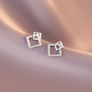 Delicate Diamond Shaped Sterling Silver Earrings Womens Fashion Jewelry Premium Design Summer Trend Lightweight Luxury