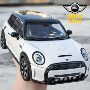 Simulated Alloy Mini Car Model 1:18
