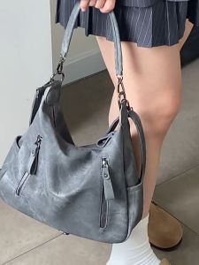 Women's Shoulder Bag Retro Double Zipper Motorcycle Tote Bag Versatile Large Capacity Shoulder Crossbody Bag