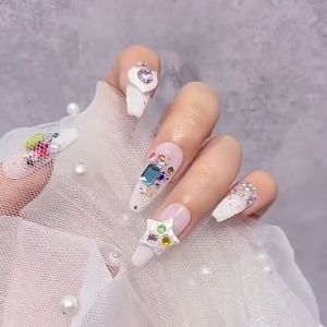 Pearl Crystal Nail Art Jewelry Love Star Nail Art Diamond Pentagram Alloy 美甲珍珠白色水晶爱心异形彩钻五角星喷漆合金饰品指甲装饰