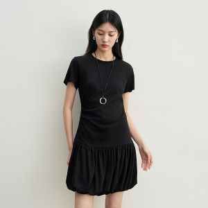 DESIGNICE | Đầm Eo Xòe Tay Ngắn Cổ Tròn Elegance