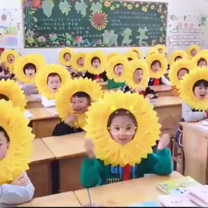 【Damaiii】COD หน้ากากดอกทานตะวัน หมวกดอกทานตะวัน สําหรับเด็ก และผู้ใหญ่ อุปกรณ์ประกอบฉากประสิทธิภาพตลก