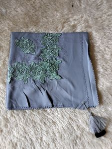 Hijab Renda