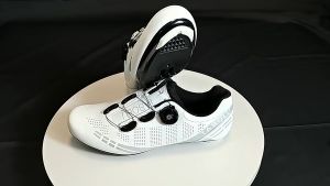 Meroca【COD】【Free Shipping】TABOLU Carbon Fiber Cycling Shoes Men Cleats Shoes MTB Shoes Non-slip Mountain Bike Shoes