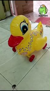 OLLYKIDS MA42A Mainan Anak Bebek Roda Ditarik Tali Bisa Berjalan dengan tali uk 29x22x32cm