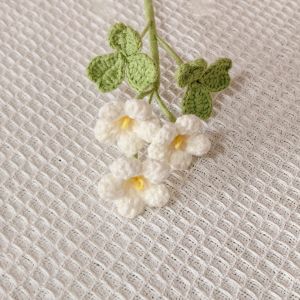 Hand Knitted Wool Flower Bouquet Three Leaf Clover Small Flower Home Decor Gift for Friends Faux Flower Vase Desktop Arrangement