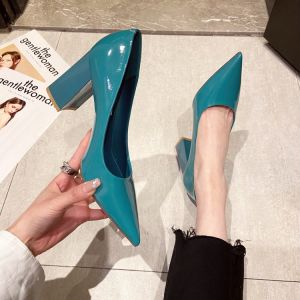 แฟชั่นผู้หญิงรองเท้าลําลองมืออาชีพสําหรับฤดูใบไม้ผลิฤดูร้อนฤดูใบไม้ร่วง 2024 สไตล์ใหม่สี Pointe ส้นสูงเล็กน้อย