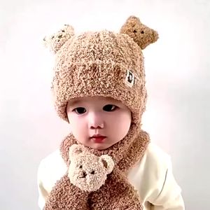 Set Mũ Len Và Khăn Choàng Cổ Giữ Ấm Tai Hình Gấu Hoạt Hình Dễ Thương Cho Bé 1-3 tuổi