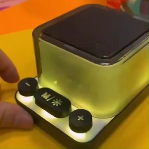 Z6 Mini LED 5W ลำโพงบลูทูธ พกพาสะดวก ฟังก์ชั่นมัลติเพลย์ สีสันสดใส