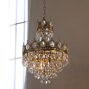Loxike Retro Crown Small Crystal Chandelier French American Brass Bedroom Bedside Home Cloak Room Lamp
