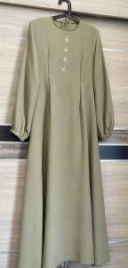 Gaun Labuh Puteri Elegan Dalam Warna Hijau Sage/Lumut (Elegant Long Princess Dress) - Ellie.Emillie