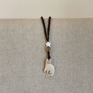 Knitted Yarn Rope Cat Pendant Necklace Womens Autumn and Winter Cute Long Style