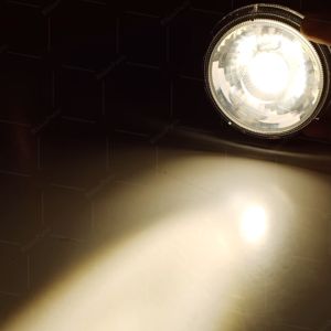 ชิ้น ใหม่ 12V-24V LED ไฟสปอร์ตไลท์ อลูมิเนียมดิจิทัล รถยนต์ รถบรรทุกหรือรูปแบบทั่วไป คุณสมบัติของ Scotch