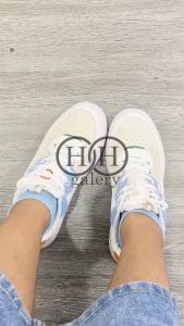 Sepatu Sport Sneakers Kode 7011 Wanita Stylish Korean Style Import Sport Shoes White Casual Kekinian Elegan 2 Warna Tali Polos Anti Slip Trendy Fashion HHG