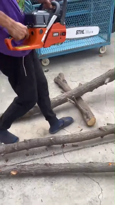 เลื่อยยนต์ตัดไม้ 6800 4แรงม้า เครื่องยนต์ 2 จังหวะ