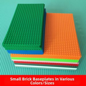 Universal Base Plate for Building Blocks