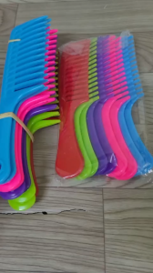 Lố 10 cây Lược răng thưa chải tóc xoăn tóc rối giá rẻ bền đẹp lược xù lược chặt đá