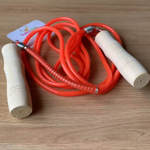 Dây nhảy nhựa dày cán gỗ dễ nhảy Việt Nam