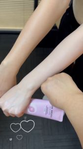 คลินิก กันเหงื่อ ครีม ทาผิวขาว ปรับสี ความชุ่มชื้น 100g ♨️ เทศกาลสงกรานต์