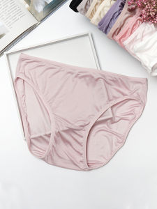บางเฉียบ ผ้าไหม กางเกงใน ผู้หญิง ฤดูร้อน ชุดชั้นในไร้รอยต่อเอวกลางยกสะโพกขนาดใหญ่สามเหลี่ยมสาววัยรุ่น กางเกงชั้นในหญิง