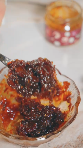 SriPanPi ศรีพันปี จิ้มน้ำปลาหวาน สูตรต้นตำหรับ 400 กรัม