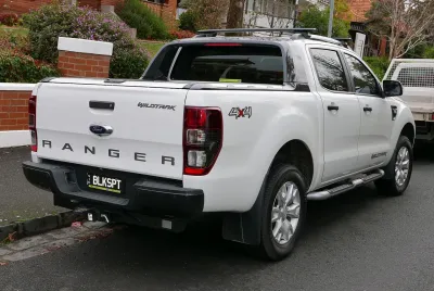 Tem dán xe Ford Ranger 4x4 đủ bộ mẫu cũ và mẫu mới khách xem thêm phần mô tả để biết chi tiết thông tin sản phẩm