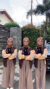 PUZZLE A CHOCK BROWNIE VARSITY BASEBALL OVERSIZE / BOMBER JAKET BISBOL KOREA STYLE
