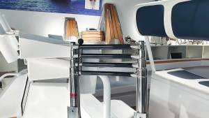 Stainless Steel Marine Ladder with Folding and Telescoping Features Boat Accessories 4 Step