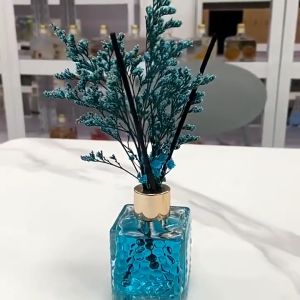 น้ำหอม ก้านหอม น้ำหอมบ้าน น้ำหอมปรับอากาศ เติมกลิ่นหอมให้กับพื้นที่（ลาเวนเดอร์/กุหลาบ/ฮิลตัน/แชงกรี-ลา/มหาสมุทร）【80 มล】