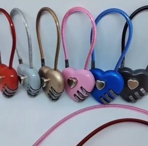 ราคาส่ง รูปหัวใจคู่รูปแบบ 3 หลัก ๆ สำหรับกระเป๋าเดินทาง รักล็อค ราคาส่ง ขายดี Factory Wholesale 3 Digit Heart-Shaped Password Lock for Luggage