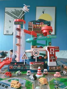 ของเล่นเด็ก รถแข่ง อาคารจอดรถ ของเล่นรถขนาดใหญ่ วิ่งได้อัตโนมัติ แถมฟรี รถพร้อมถนนจําลอง ฟรีกล่องถือพร้อมส่ง