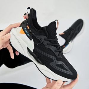 Fashion Sneakers for Men Mesh Black Running Sport Shoes For Men Breathable Mens Casual Rubber Shoes Low Cut