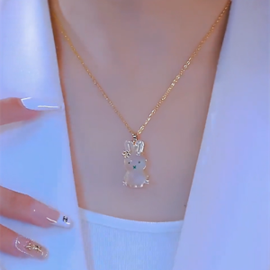 Cute Little Rabbit Necklace Womens Style High Aesthetic Princess Sweet Style Sweater Chain Autumn Winter New Fashion Jewelry