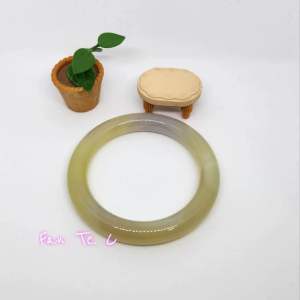 (Ready Stock) Agate Bracelet Fashion Jewellery Accessories Women Birthday Gift Present For Mother 55 雪梨黄镯 玛瑙