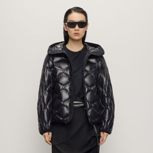 Guvet | Little Golden 5.0 Gourd Lightweight Hooded Down Jacket