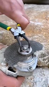 Set 2 Đai Ốc Lục Giác Thay Thế Cho Máy Mài Góc Chất Lượng Cao