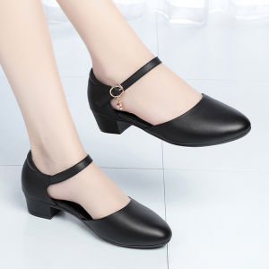 รองเท้าแตะหนังแท้สำหรับผู้หญิง ฤดูร้อน รองเท้าแตะส้นหนา รองเท้าแตะส้นแบนแบบสวมสบาย รองเท้าแตะแบบสวมสำหรับคุณแม่ รองเท้าแตะแบบสวมสบาย