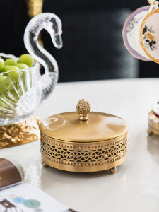 Bronze Storage Box with Lid Luxury Living Room Desktop Retro Hollow High-end Candy Box Home Decoration Accessories Display