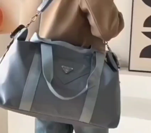 TAS SELEMPANG WANITA IMPORT CHIBAO JUMBO 6308