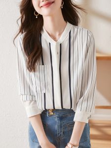 เสื้อเชิ้ตผู้หญิงคอตั้งแขนยาวทรงหลวมสไตล์เกาหลี ทรงตรง ผ้าโพลีเอสเตอร์ ปกติ กระดุม ลายทาง เสื้อเชิ้ตทำงาน