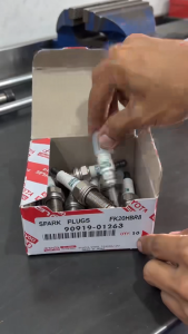 Auto Parts : 90919-01263 4pcs GENUINE Toyota spark plugs For Toyota Camry Alphard Lang Cruiser 2017-2021