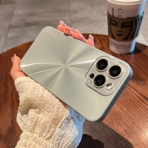 จัดส่งอย่างรวดเร็วสีทึบมินิมอลสำหรับ IPhone 15 16 Pro Max 14 13 12 11 Pro Max ป้องกันแผ่นป้องกันกล้องดูดซับแรงกระแทกและเคสป้องกันตกป้องกัน