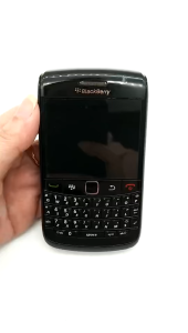 Original Blackberry 9700 Unlocked Mobile Phone 5MP 3G WIFI GPS Bluetooth Qwerty