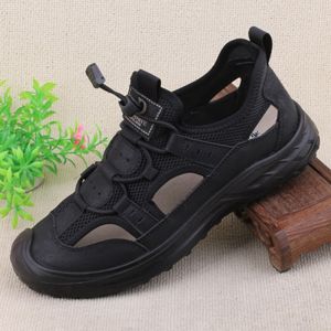 Breathable Mens Summer Shoes Old Beijing Cloth Shoes Net Shoes Dad Slip-On Mesh Surface Shoes Breathable Cool Sandals