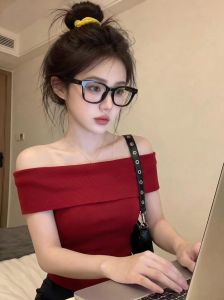 PEIXI | Off Shoulder Red T-shirt Slim